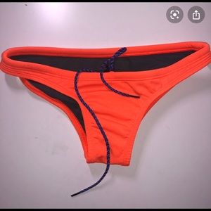 Neon coral bathing suit bottoms Jolyn Size L.